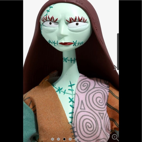 The Nightmare Before Christmas Sally 14 Inch Coffin Doll Hot Topic Exclusive - Picture 10 of 11